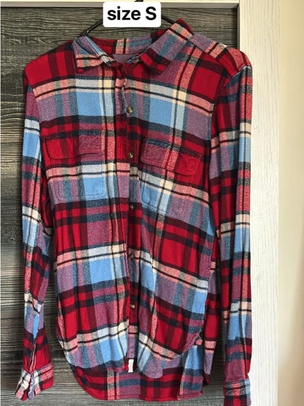 Red Plaid Long-Sleeve Flannel Shirt - Size S